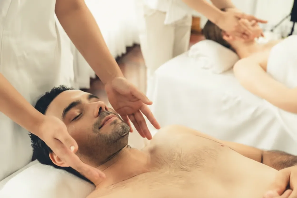 What Is Couple Massage Book Service In Mumbai